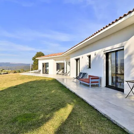 Mita Villa Cassis