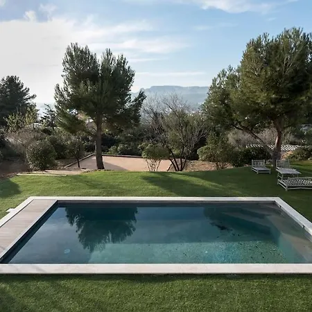 Villa Mita *